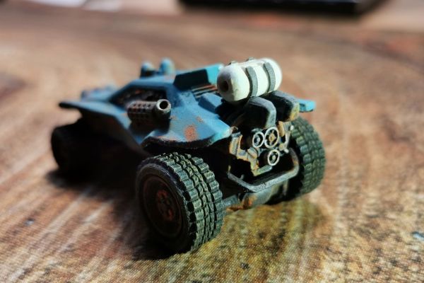 Buggy fertig - hinten links